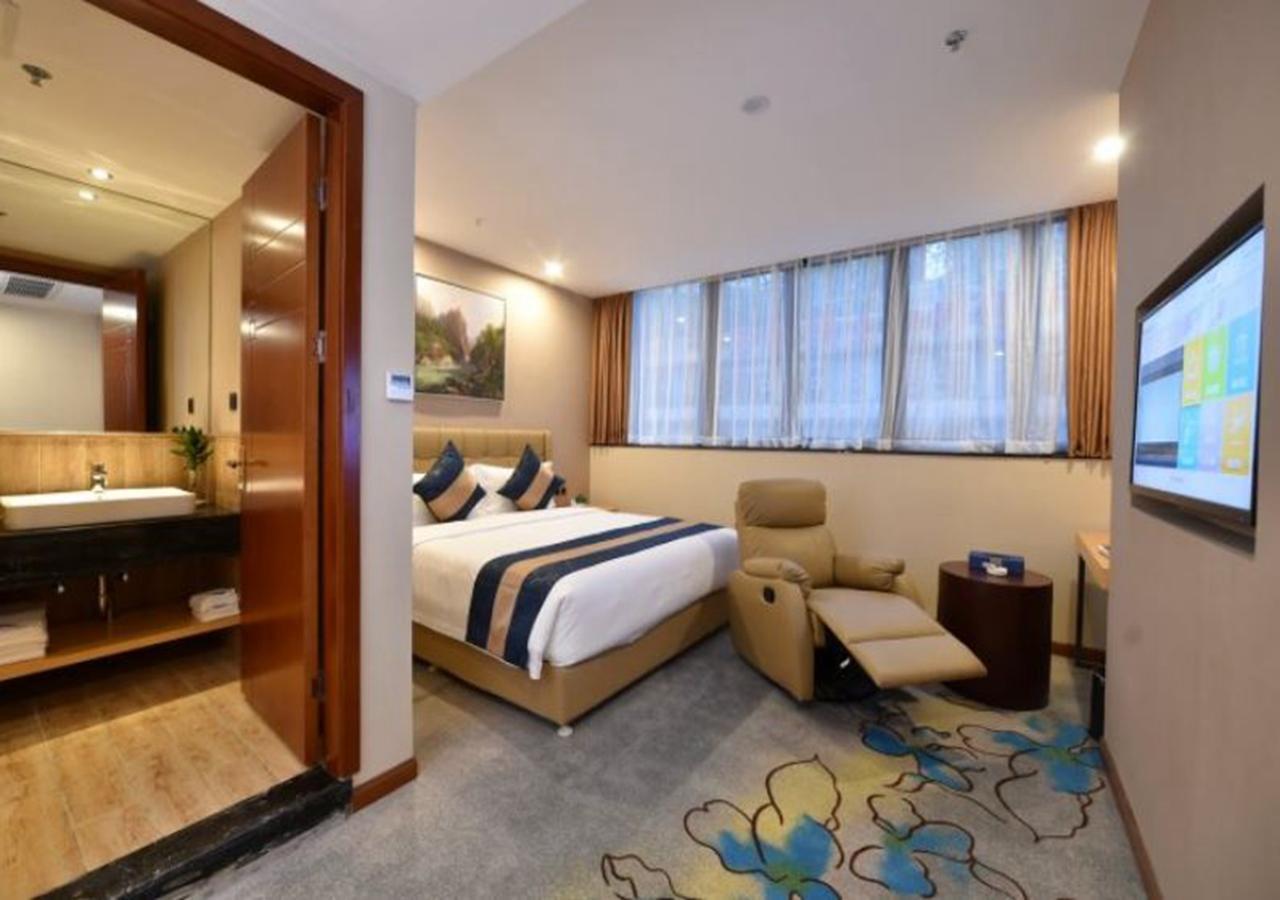 Days Inn Business Place Bagu Chongqing Exterior photo